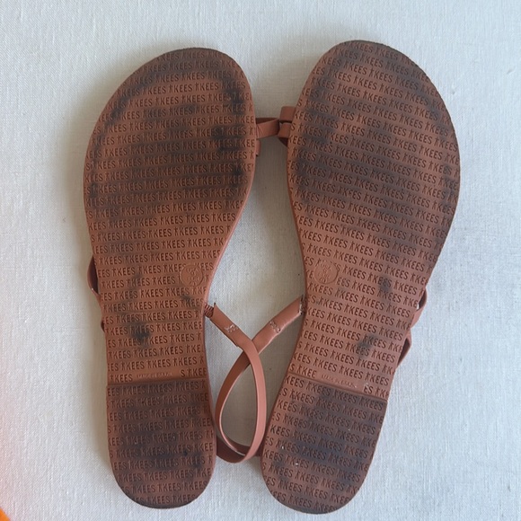 NWOT TKEES LC Flat Strappy Sandal in Sienna Size 40/US 9 - Picture 3 of 3